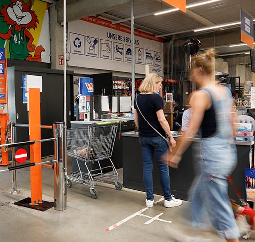 Service 8 GASFLASCHENTAUSCH