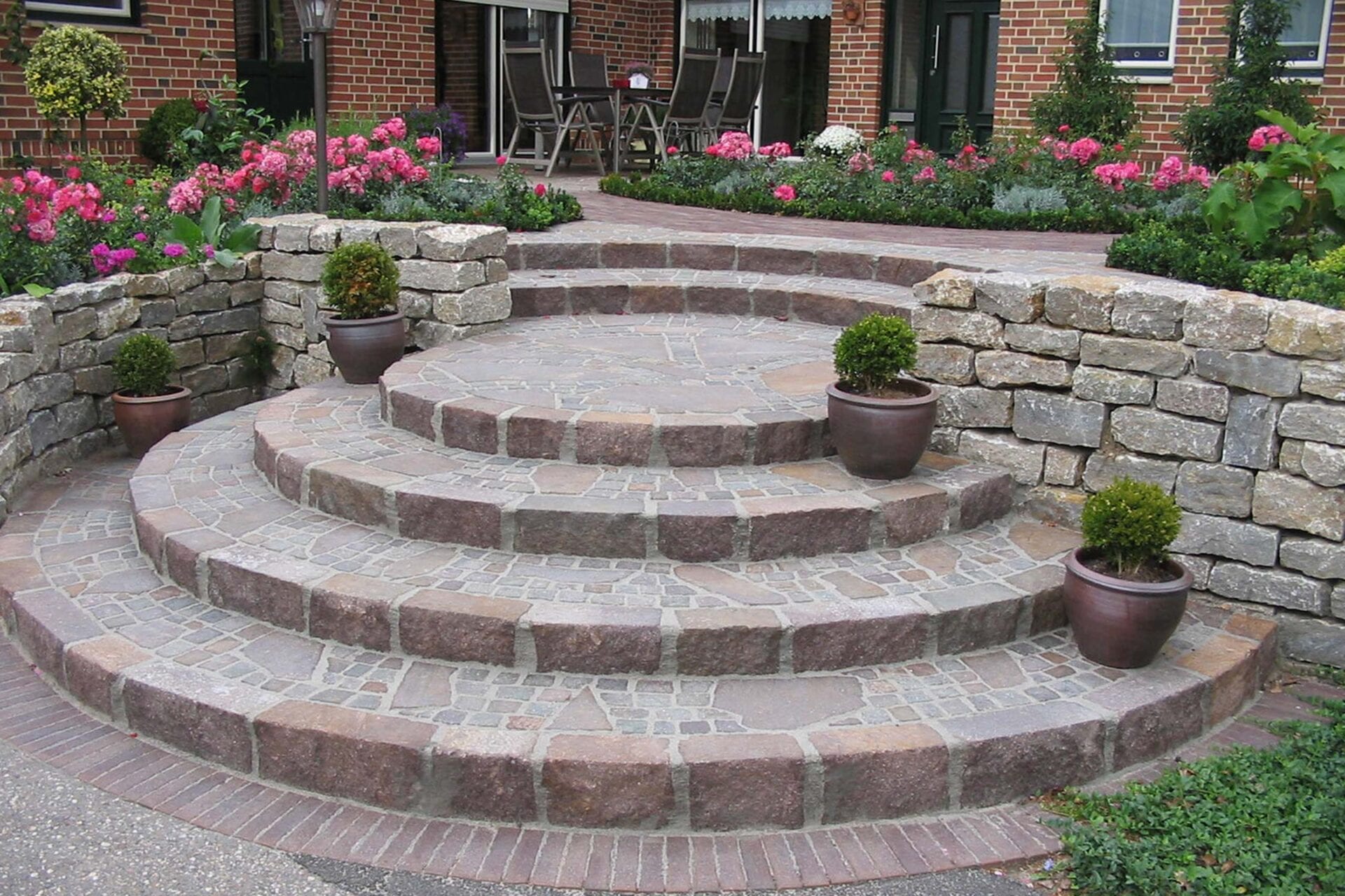 Referenzen 57 25 015