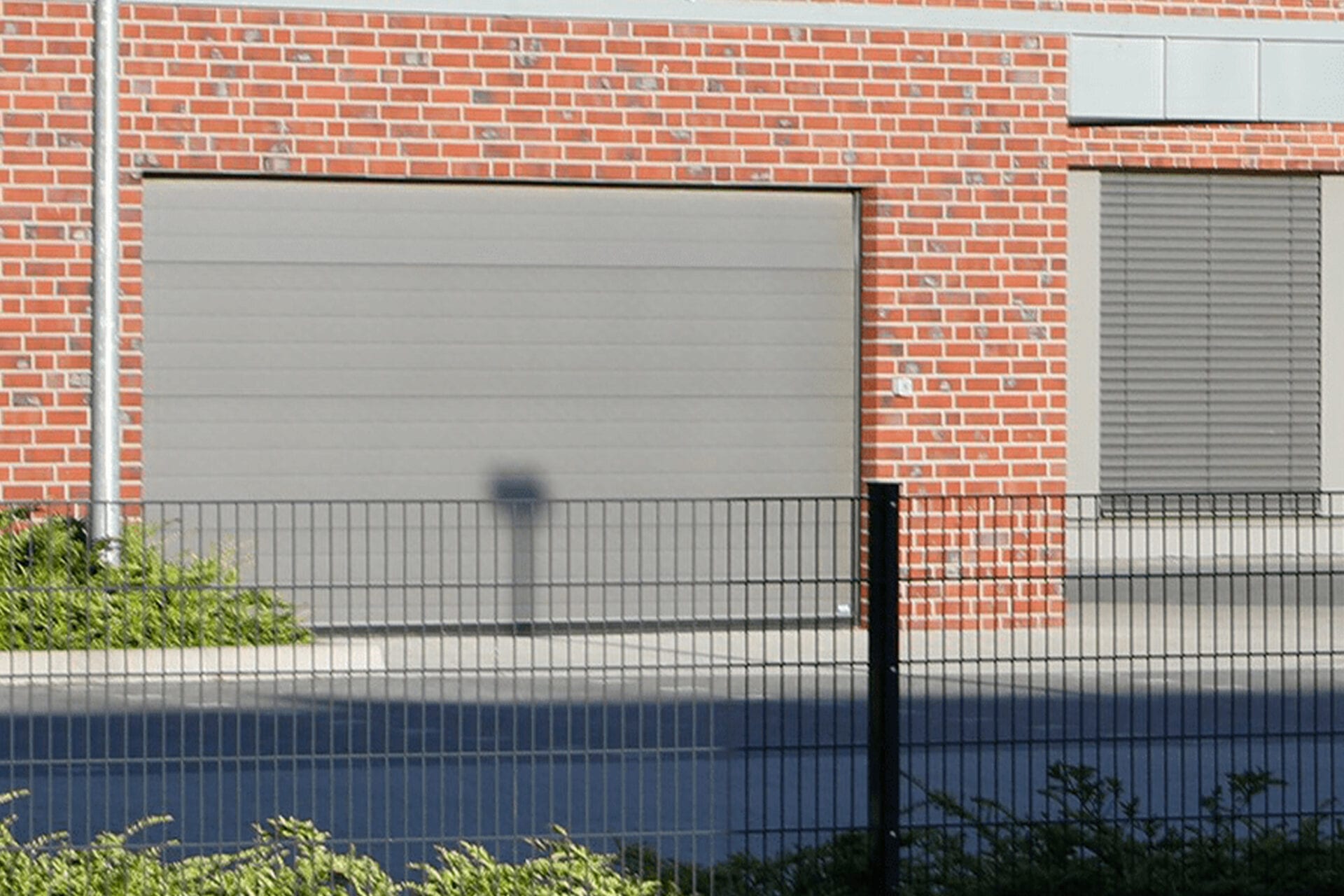 Referenzen 39 Garagentor Referenz 01