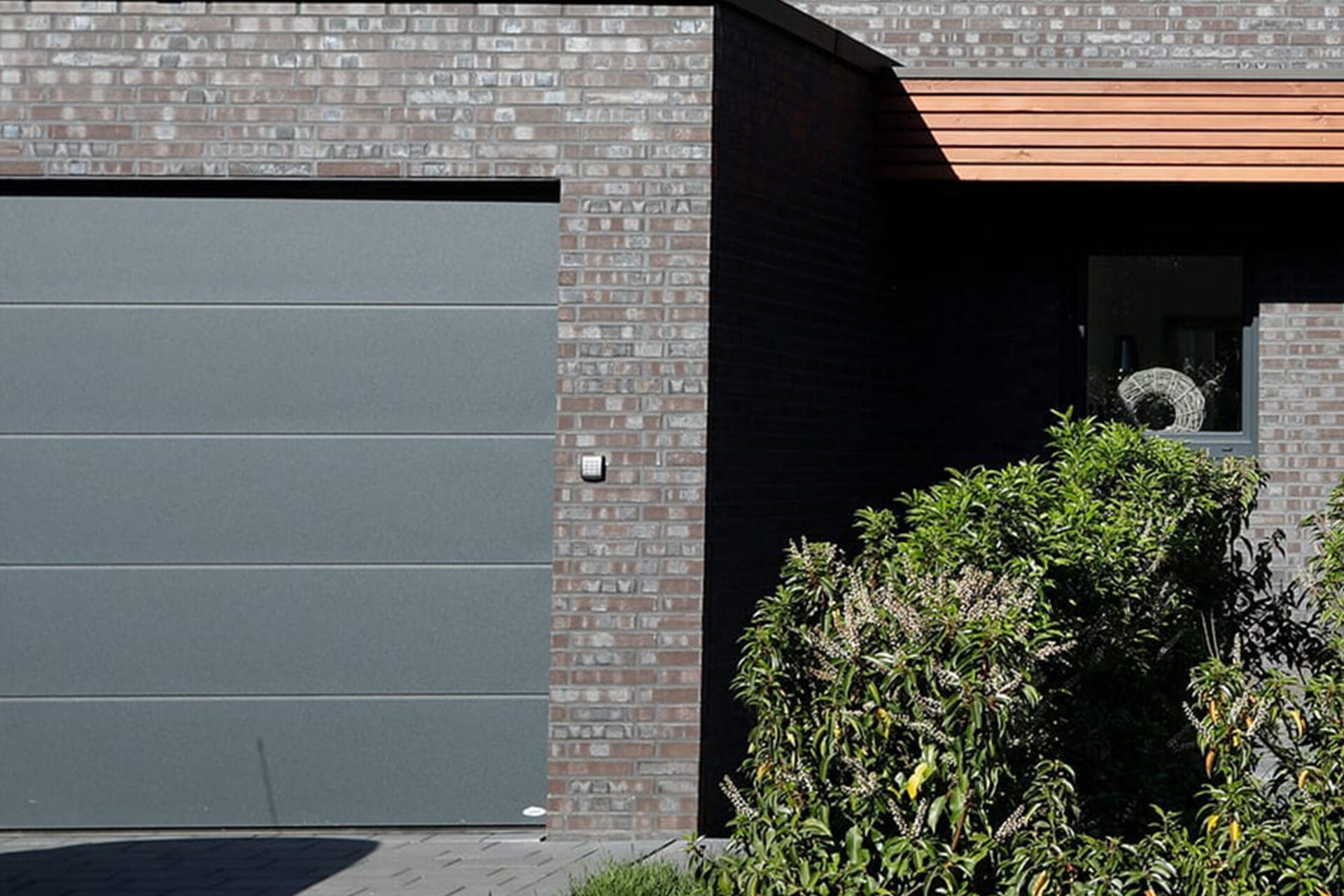 Referenzen 40 Garagentor Referenz 02